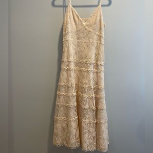 Gorgeous lace midi dress